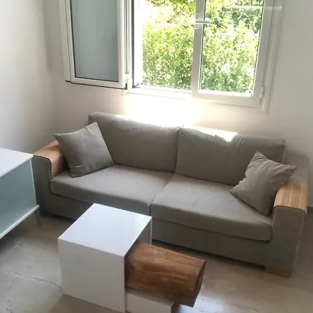 Dom wakacyjny Beautiful Modern Apartment 10Mins From The Beach *
